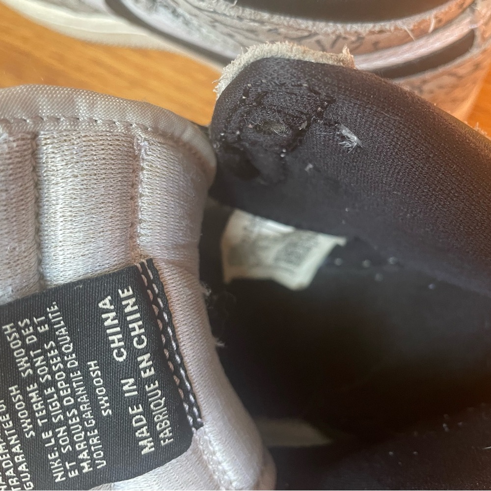 Nike Air Jordan 1 Retro High OG White Cement Size Youth 3.5 - Picture 7 of 10